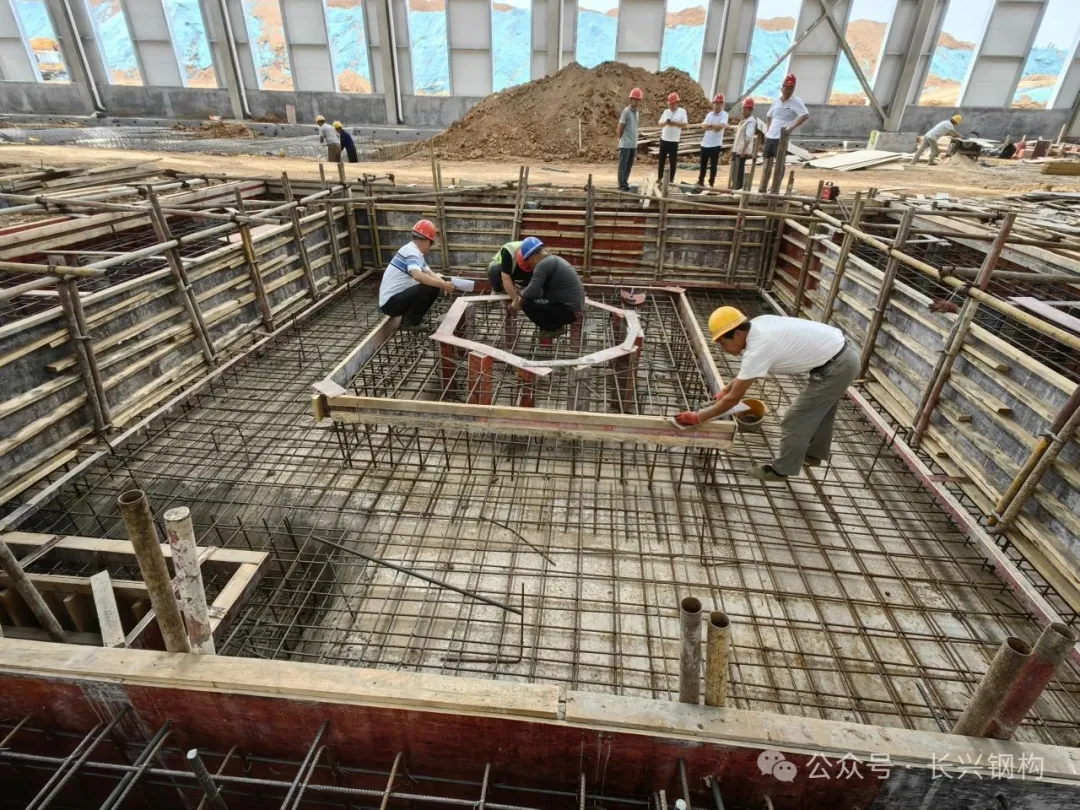 長(zhǎng)興鋼構(gòu)|筑牢安全防線 護(hù)航高質(zhì)量發(fā)展 長(zhǎng)興鋼構(gòu)|筑牢安全防線 護(hù)航高質(zhì)量發(fā)展